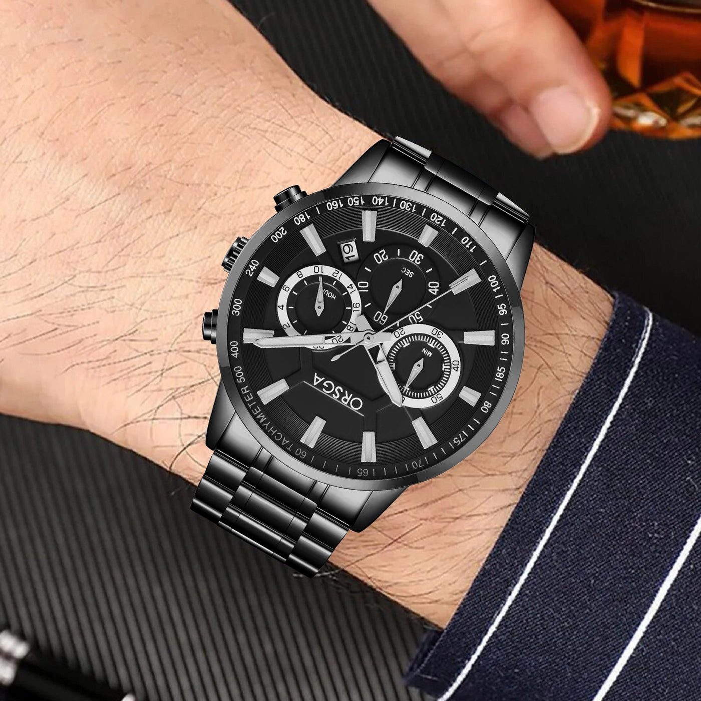 COMET Analog Men's Black Watch