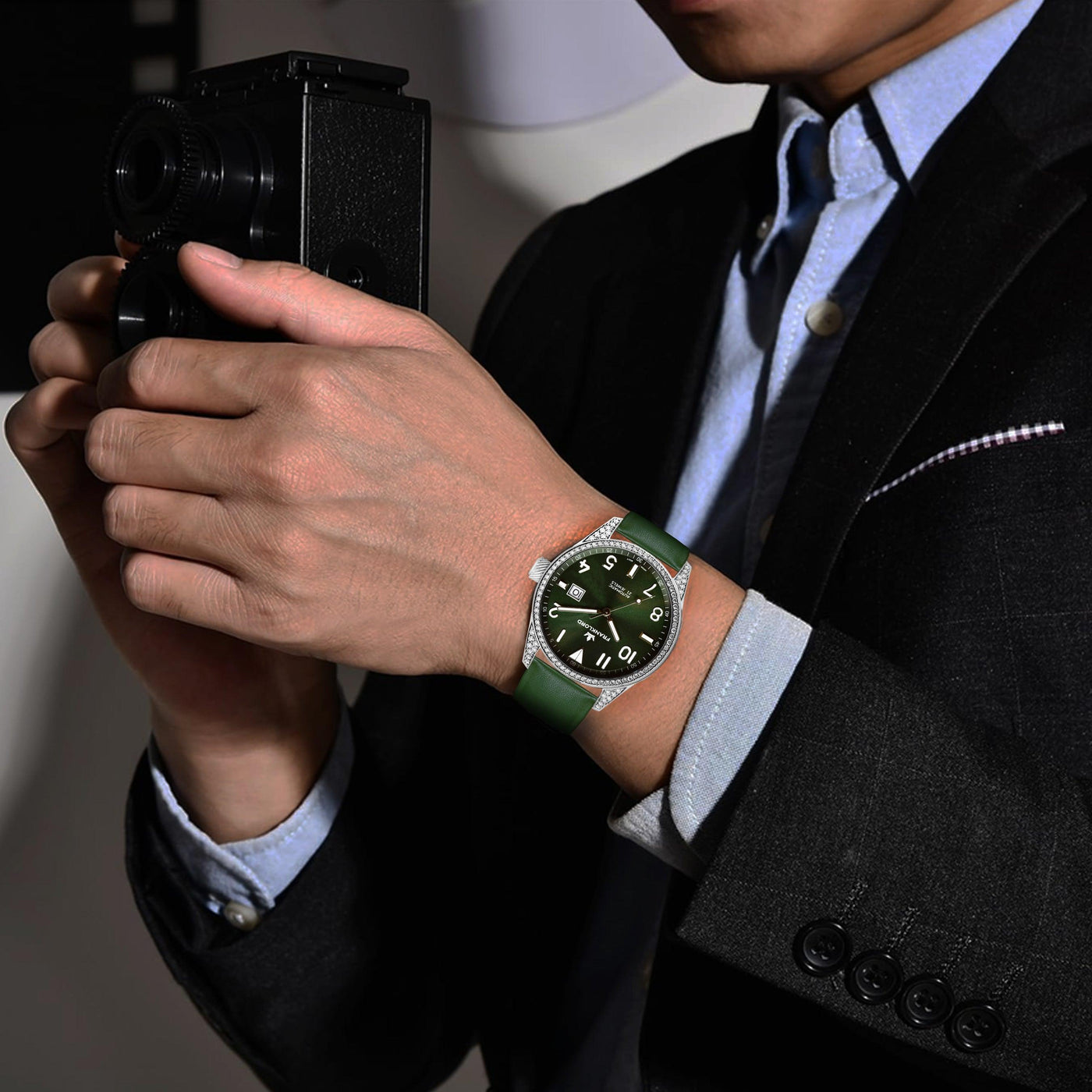 Franklord Diamond Regal – Emerald Radiance Automatic Watch